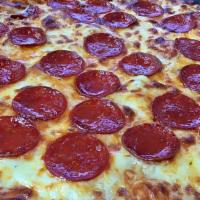 Pizza Pepperoni / Pepeperoni Pizza · 