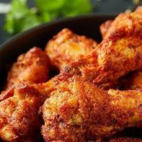 Traditional Sauced Or Dry Rubbed Wings Party · Chicken wings hand-spun with your choice of signature Donatos wing sauce or dry rub. 25 piec...