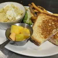 Kids Grilled Cheese · American Cheese, white bread, french fries