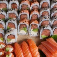Classic Sushi X40 · Selection of 40 pieces of classic sushi.