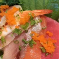 Chirashi Don Dinner · 12 pcs of chef's choice fresh sashimi on top of sushi rice bowl. Served with miso soup and g...