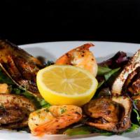 Garlic And White Wine Shrimps And Mussels  · four large shrimps | four large  mussels | garlic | white wine | special seasoning | fresh d...