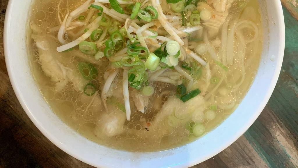 Chicken Noodle Soup · Clear broth with white meat chicken slices, beansprout and scallion.