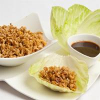Minced Chicken In Lettuce Cup · 