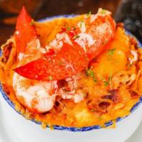 Bacon And Lobster Smoked Gouda Mac And Cheese · 