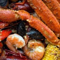 The Perfect Storm · Snow crab (1 cluster) (260 calories), one lb head-off shrimp (270 calories), 1/2 lb black mu...