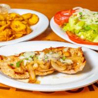Bistec De Pollo A La Plancha / Grilled Chicken Steak · 