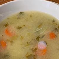 Sopa De Pollo · Sopa de pollo con fideos papas y zanahoria
