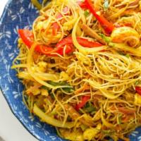 Noodles · Rice noodle, egg, onion, julienned, vegetable