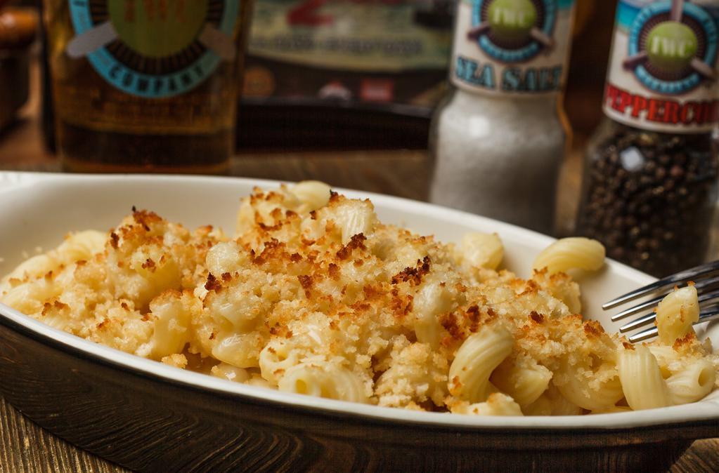 Traditional Mac & Cheese · Nothing too fancy about this one! A bowl of our twisted cavatappi noodles loaded with cheese and finished with a layer of crunchy panko breadcrumbs.