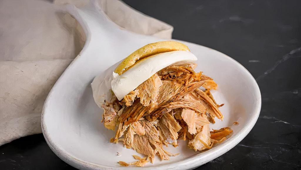 Arepa With Pulled Pork And Hand Cheese  · Pulled pork and cheese / Arepa con Pernil y Queso e'mano