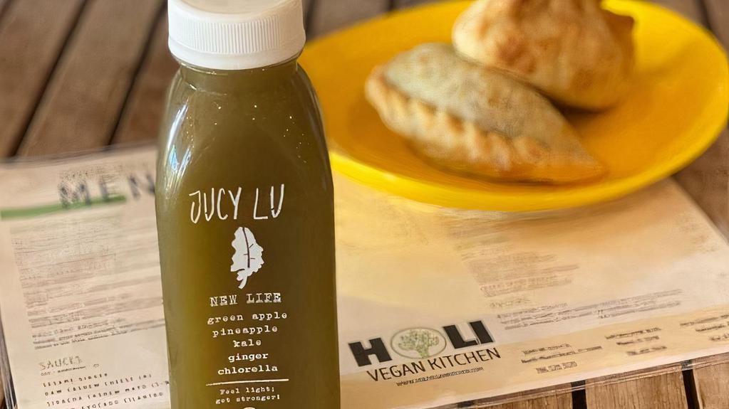 Cold Press Jucy Lu - New Life · Cold Press: Green Apple, Pineapple, Kale, Ginger & Chlorella