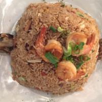 Chaufa De Camarones · Fried rice with shrimps.