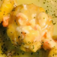Babyfongo - Green Plantain With Shrimp In Garlic Sauce · Mini mofongos rellenos de camaron al ajillo.