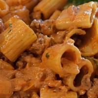 Rigatoni Bolognese · Tomato and meat sauce
