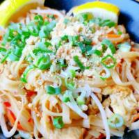Pad Thai Noodle · Chicken, Sweet that citrus sauce, stir-fry flat rice noodle, scallion, bean sprout, carrot, ...