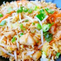 Classic Fried Rice · Chicken, egg, bean sprout, scallion, carrot come with japanese yum yum sauce.