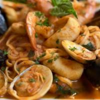 Frutti Di Mare · Shrimp, mussels, clams, calamari, marinara, linguini pasta.