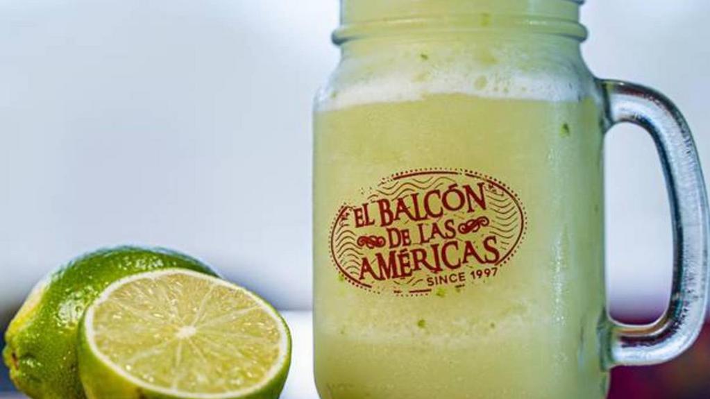 Limonada Natural · Freshly squeezed lemonade.