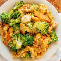 Chicken With Broccoli 芥兰 鸡 · 