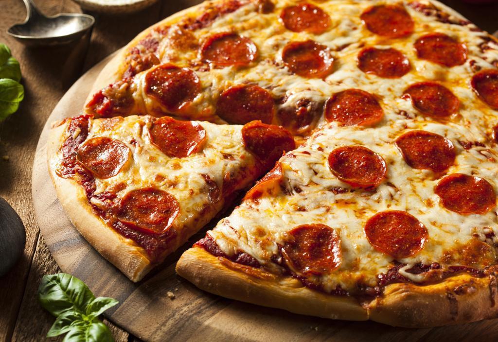 Pepperoni's Pizza · Italian · Pizza · Sandwiches · Desserts · Salad
