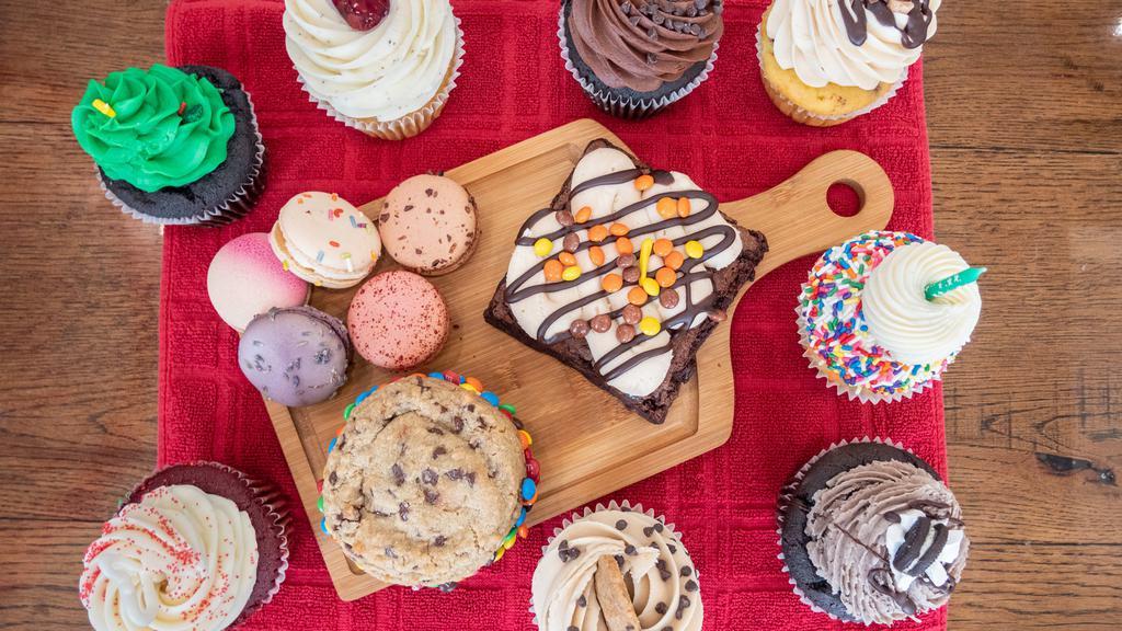Gigi's Cupcakes · Desserts · Delis