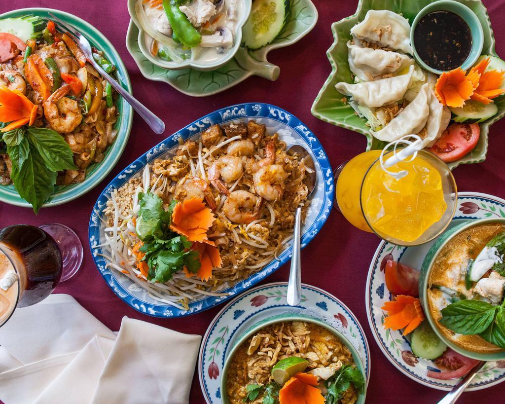 BISTRO THAI · Thai · Noodles · Chinese