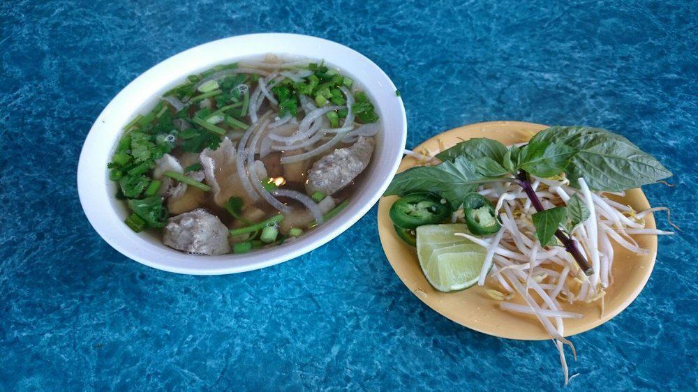 Pho Que Huong · Vietnamese · American · Soup · Noodles · Chinese