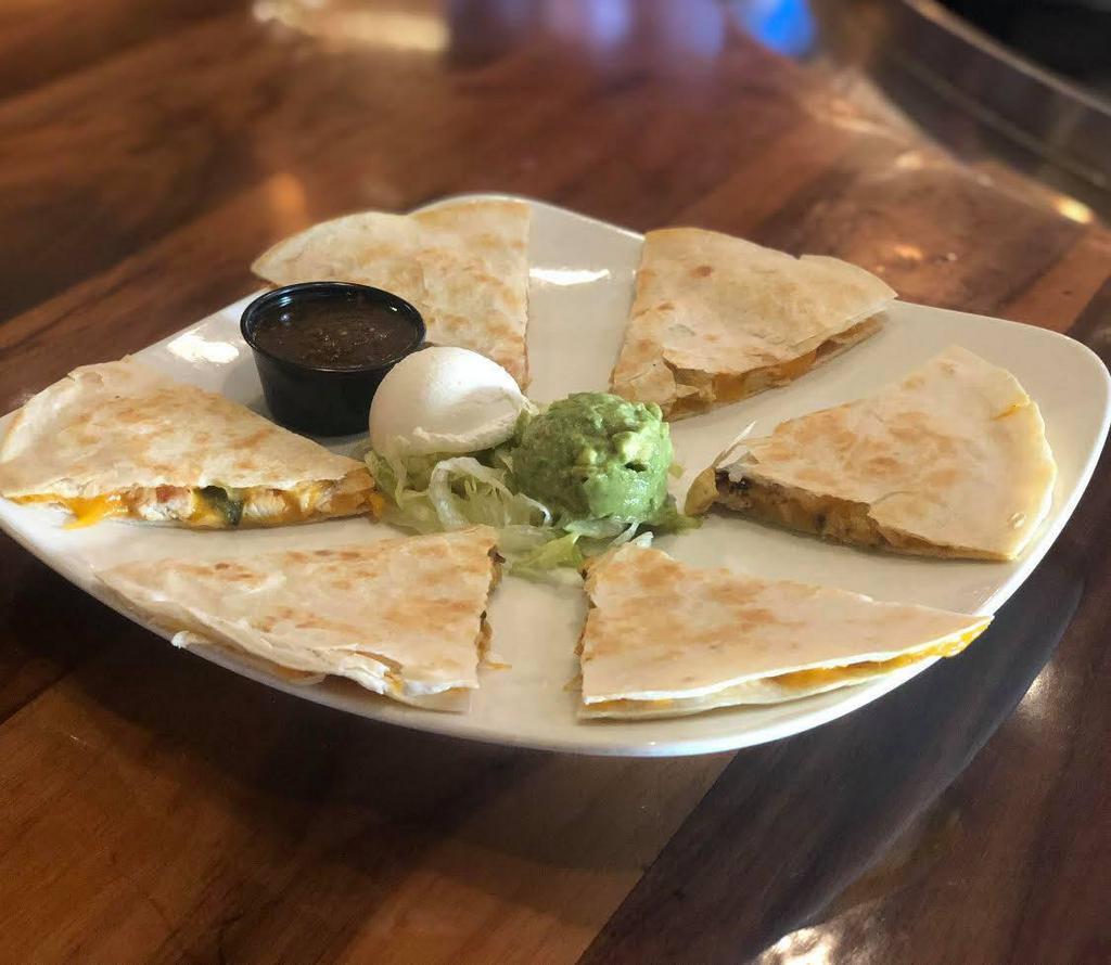 Kelly's Craft Tavern · Salad · Mexican · Breakfast · Desserts