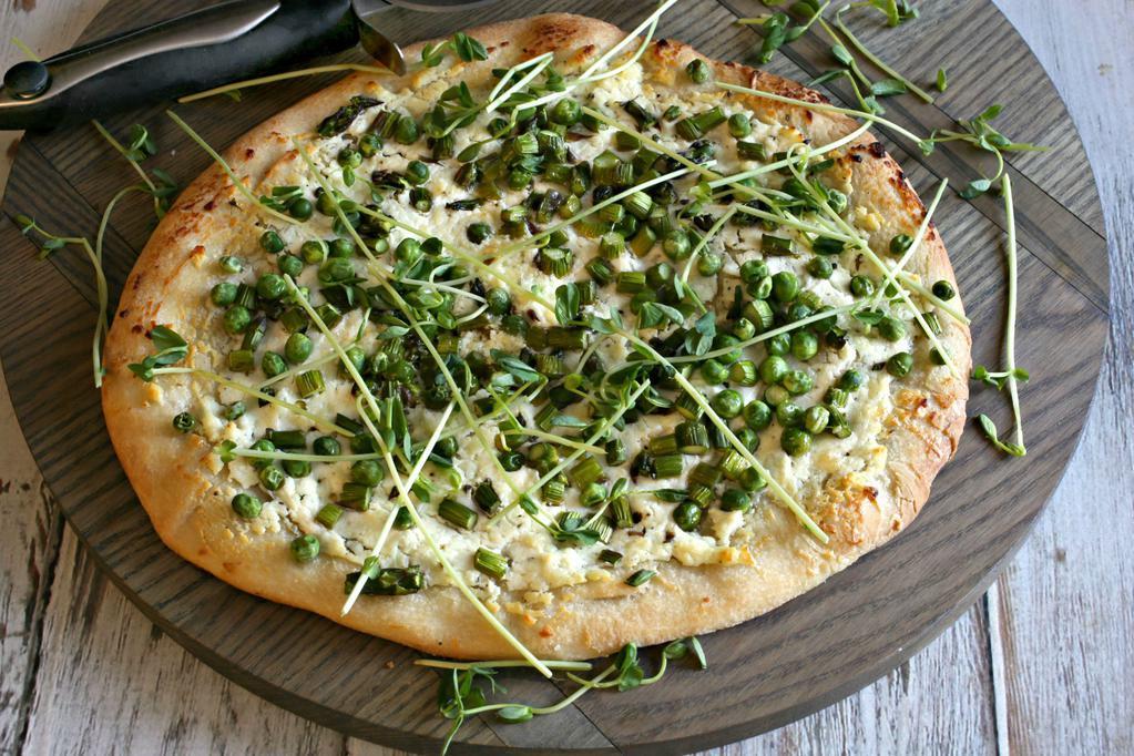Dolce & Cannoli Pizzeria · Pizza · Desserts · Sandwiches · Salad
