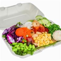 Large Salad Bowl · Salad bowl with two scoops of protein