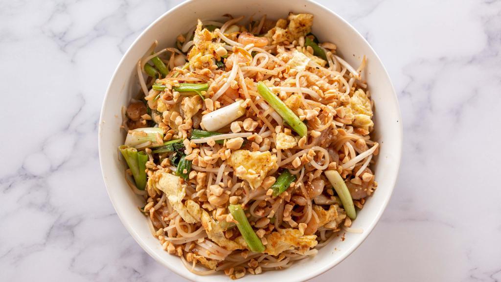 Pad Thai Bowl · Green onions, bean sprouts, cilantro, garlic & crushed red peppers with a sweet Pad Thai sauce.  Tossed with a fried egg and topped with roasted peanuts.  Served with your choice of protein and tossed with rice noodles.
