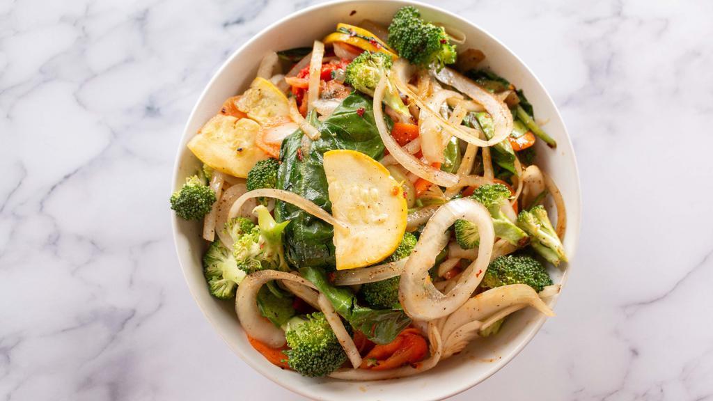 Veggie Bowl · Broccoli, roasted red bell peppers, spinach, yellow onions, squash, carrots, ginger, garlic, crushed red pepper served with a sweet soy sauce, with your choice of base.