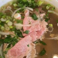 Pho Tai Gan · Rice noodle soup with rare eye of round and tendon