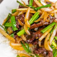 Mongolian · Stir-fried with Green Onions and Yellow Onions in Mongolian Sauce