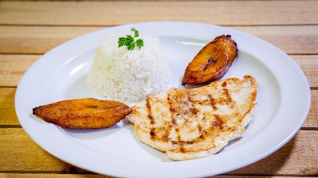 Kids Plate - Plato De Niño (Beef Or Chicken) · With  Rice and Sweet Fried plantain