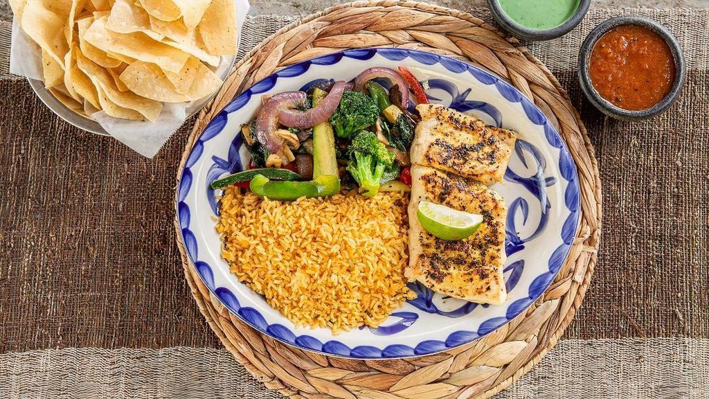 Lemon Pepper Chicken · A chicken breast seasoned with lemon pepper served with Mexican rice, and grilled vegetables.  (Mexican rice Default)