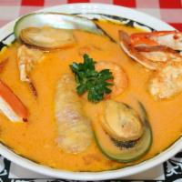 Mariscada / Seafood Combo Soup · Nuestra especialidad. / Our signature dish.