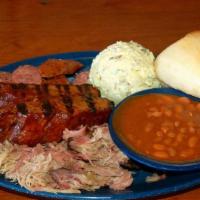 Combo Plate · Choose up to 3 meats and 2 veggies (add $1.00 for ribs).