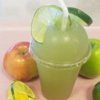 Fresh Cucumber Lime · CUP 32 ONZ