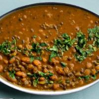 Dal Maharani · Black lentils with spices.