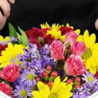 Florist'S Choice Daily Deal · Can't decide what to order? Let the experts take over! Our professional designers will creat...