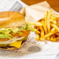 Cheese Burger Meal · Plain bun, JB special sauce, lettuce, tomato, pickle, onions, cheese, 100% Fresh high qualit...