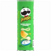 Pringles Sour Cream & Onion Potato Chips (5.5 Oz) · 