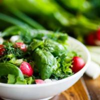 Cajun Green Salad · 