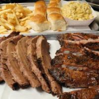 The Full House · Includes 3 Pounds of Meat , 2 Large Sides of your Choice & 6 Rolls or Toast