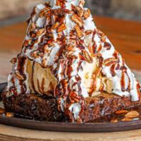 Willie Wonka · Triple chocolate brownie with whip cream, chocolate sauce, pecans, and vanilla ice cream on ...