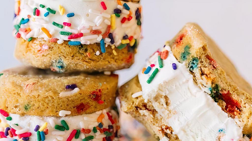 Birthday Cake Ice Cream Sammie · Rainbow sprinkle cookies with cake batter ice cream rolled in even more rainbow sprinkles
NUT FREE SOY FREE