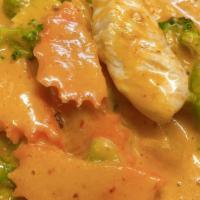 Panang Curry · A very popular Thai curry with bell peppers, carrot and broccoli in coconut milk. Includes y...