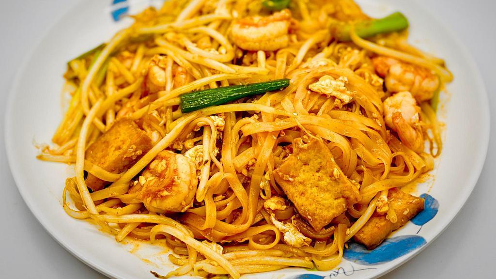 Thai Style Noodle- Pad Thai · Rice noodle with shrimp or chicken stir-fried in sweet and spicy sauce.